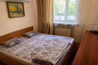 Отель Гостиница Нури Караганда Двухместный номер с 1 кроватью или 2 отдельными кроватями-1
